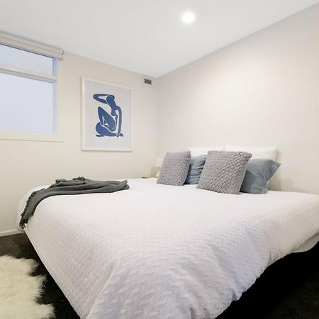 Central Mount Apartment, Quiet And Spacious With Pool Mount Maunganui Exterior photo